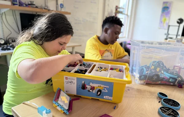 ROBOLab — robotics and systems thinking